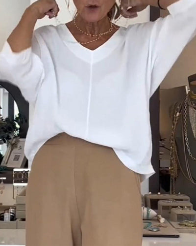 Heidi-Mode | Legere Weiße Bluse mit V-Ausschnitt