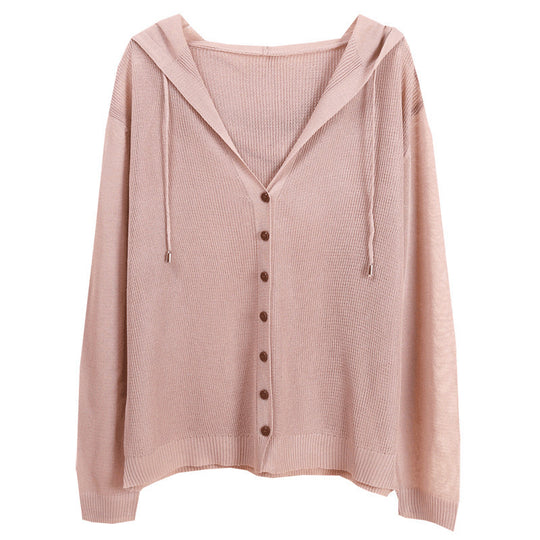 Damen Strickjacke mit Kapuze und eleganten Holzknöpfen Heidi-Mode