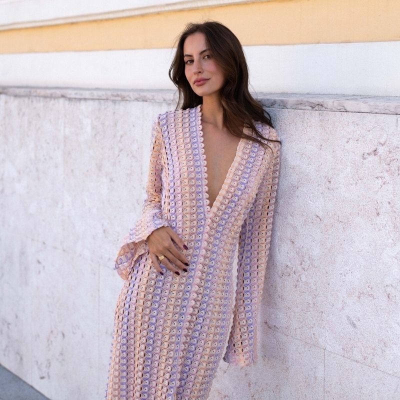 Langärmliges Häkel-Maxikleid mit Streifenmuster