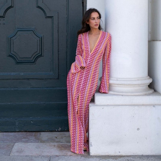 Langärmliges Häkel-Maxikleid mit Streifenmuster