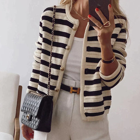 Heidi-Mode | Langärmlige Gestreifte Strickjacke