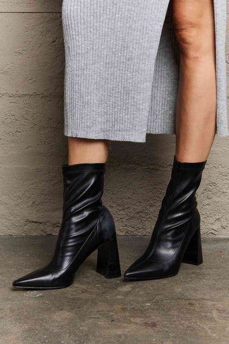 Heidi-Mode | Weeboo Stacy Block-Absatz Sockenstiefel