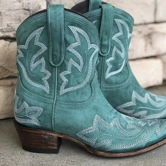 Heidi-Mode | Bestickte Cowboy-Stiefel