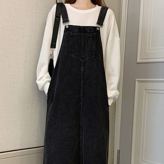 Lässiges Jeans-Latzkleid mit Vordertasche