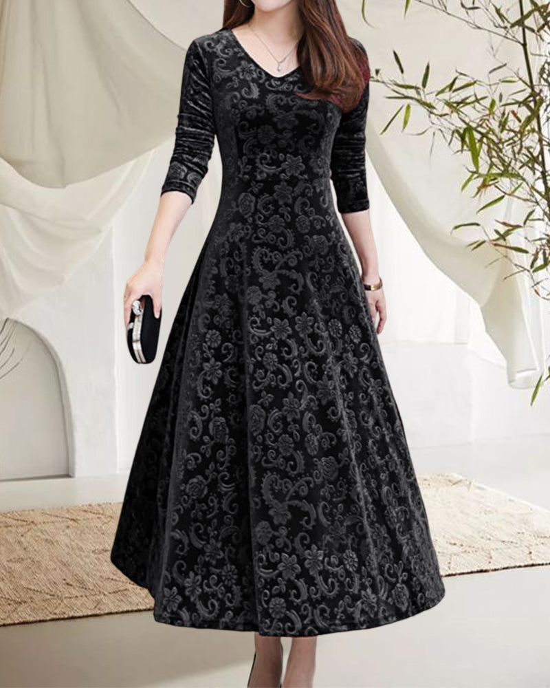 Klassisches Damenkleid mit mittellangen Ärmeln und Allover-Design