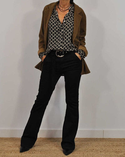Heidi-Mode | Bluse mit Tiefem Ausschnitt, Stilvoll