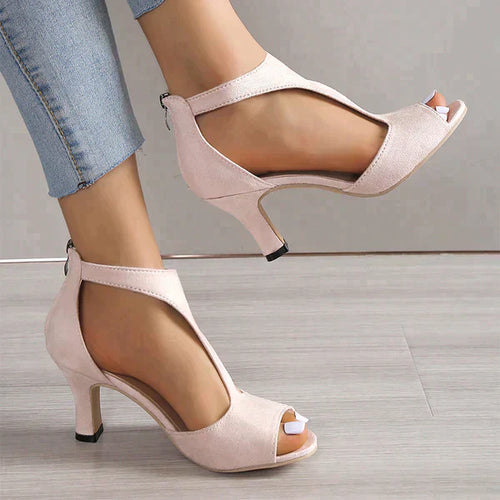 Orthopädische Absatzsandalen
