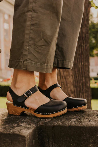 Heidi-Mode | Stylische Clogs für Damen