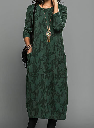 Luxuriöses Winterkleid mit Druck