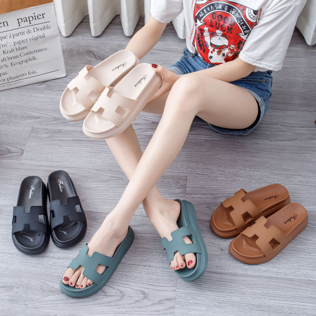 Heidi-Mode | Sandalen mit Stil und Komfort