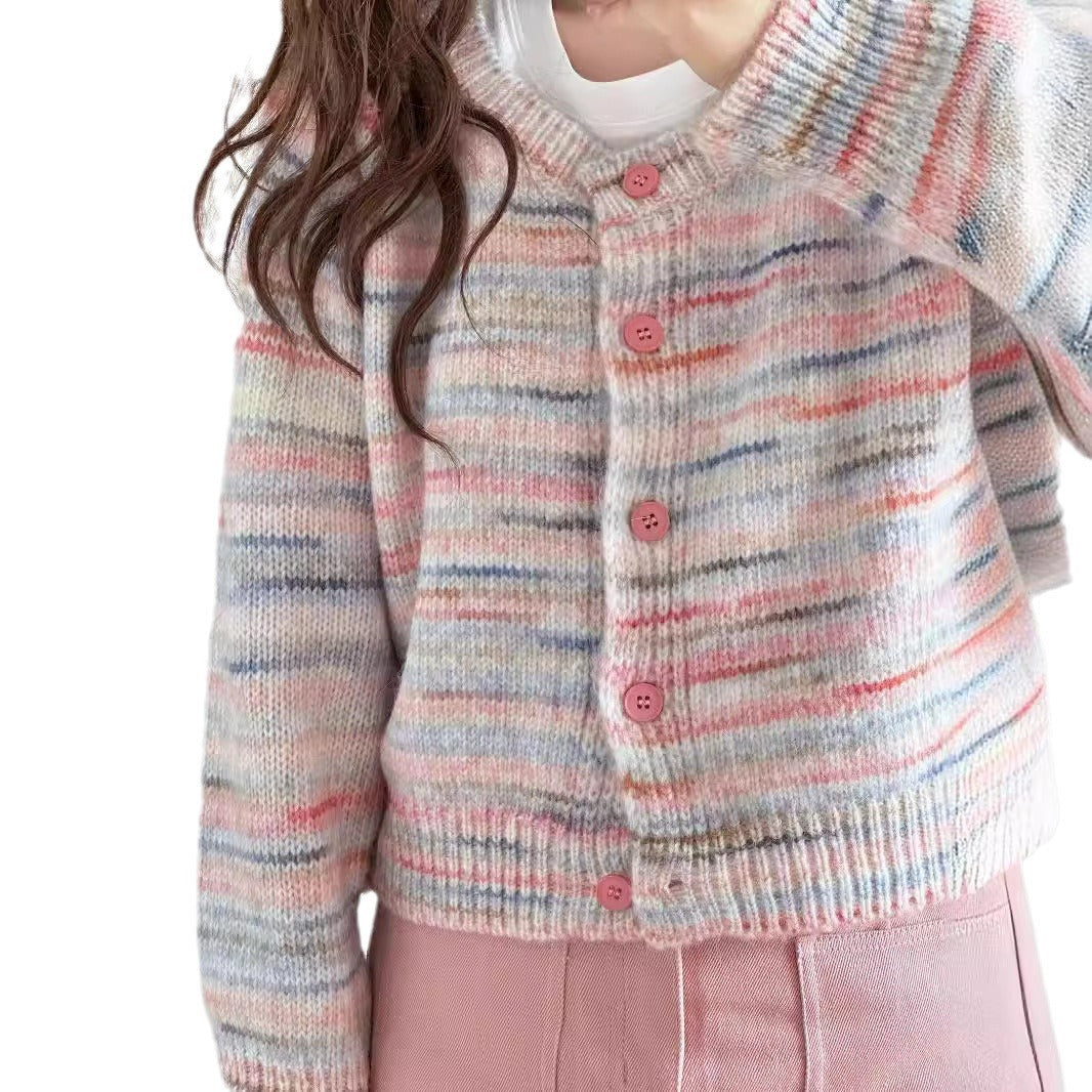 Damen Strickjacke mit buntem Muster und zarten Knöpfen Heidi-Mode