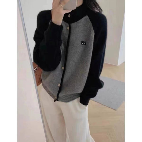 Damen Strickcardigan mit elegantem Kragen und Knopfdetails Heidi-Mode