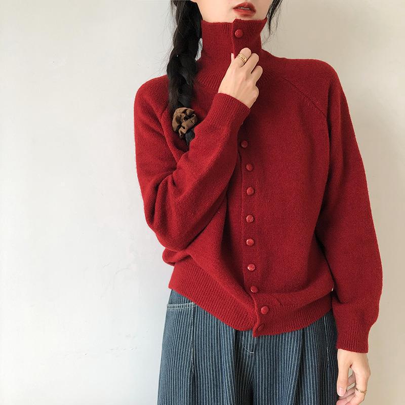 Damen Strickjacke mit modernem Rollkragen und Knopfdetails Heidi-Mode
