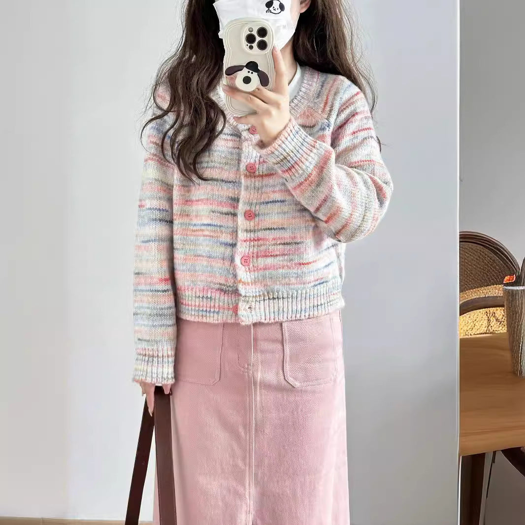 Damen Strickjacke mit buntem Muster und zarten Knöpfen Heidi-Mode