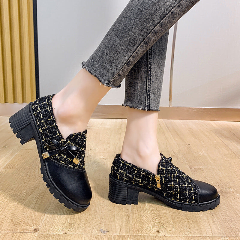 Heidi-Mode | Das elegante Paar bunter Schuhe mit Schleife