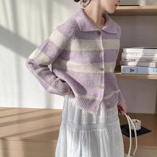 Damen Modischer Strickcardigan mit eleganten Streifen und Holzknöpfen Heidi-Mode