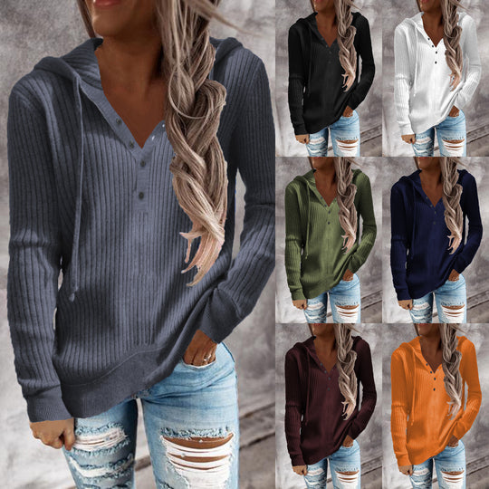 Damen Kapuzenpullover mit strukturiertem Rippdesign und praktischen Knöpfen Heidi-Mode