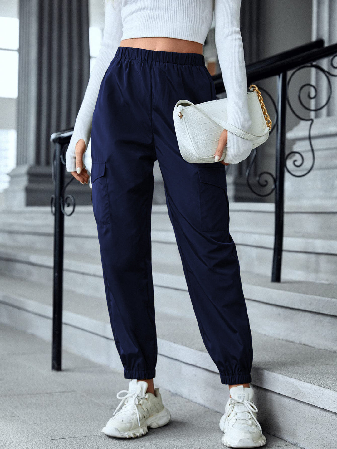 Damen Cargo-Hose im sportiven Design mit elastischem Bund und praktischen Taschen Heidi-Mode