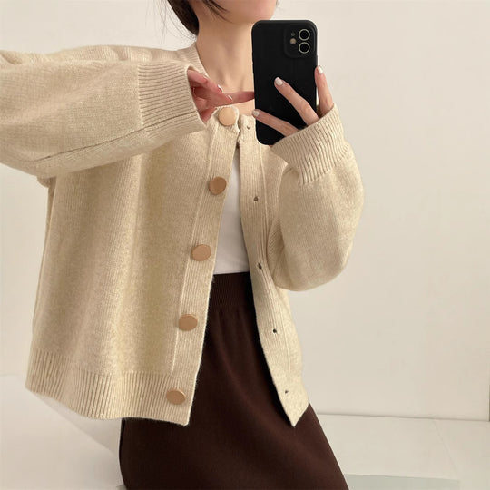 Damen Strickjacke mit komfortablem Schnitt und eleganten Knopfdetails Heidi-Mode