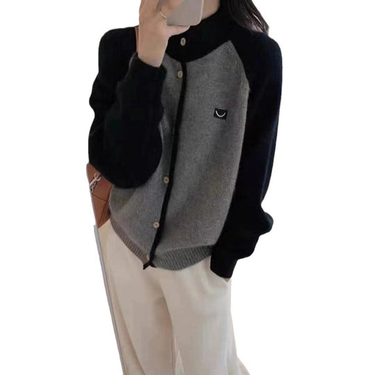 Damen Strickcardigan mit elegantem Kragen und Knopfdetails Heidi-Mode