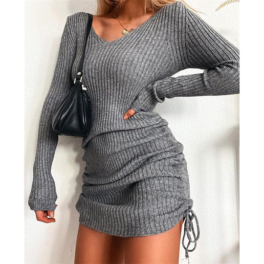 Damen Strickkleid mit figurbetontem Schnitt und Raffungen Heidi-Mode