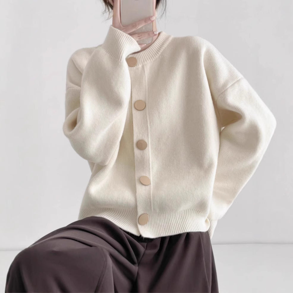 Damen Strickjacke mit komfortablem Schnitt und eleganten Knopfdetails Heidi-Mode