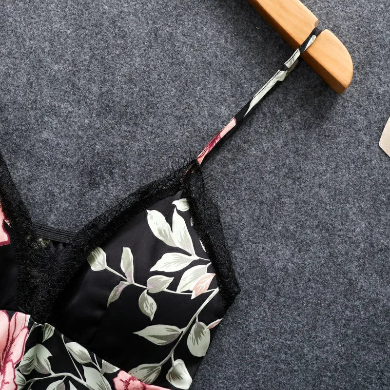 Luxuriöses Bettwäscheset aus Satin mit Blumenmuster