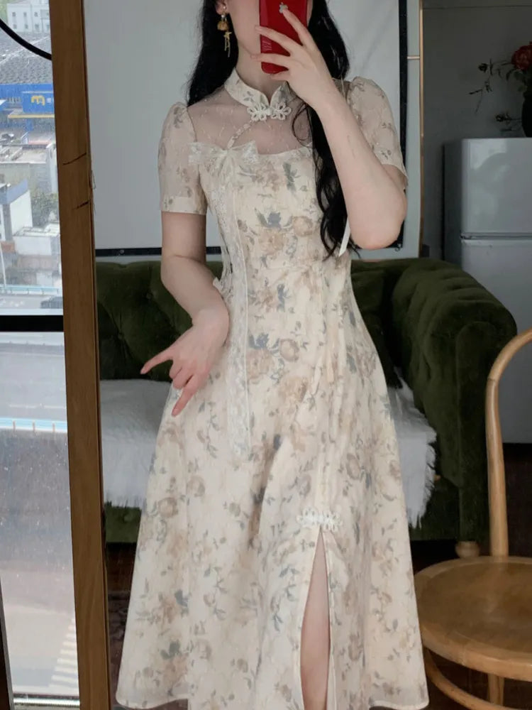 Heidi-Mode | Langes Blumenkleid mit Niedlicher Applikation
