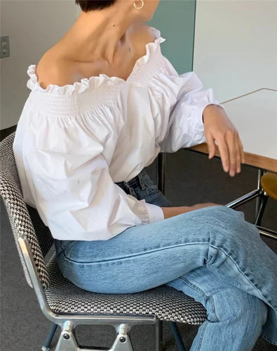 met lange mouwen en sexy off-the-shoulder design