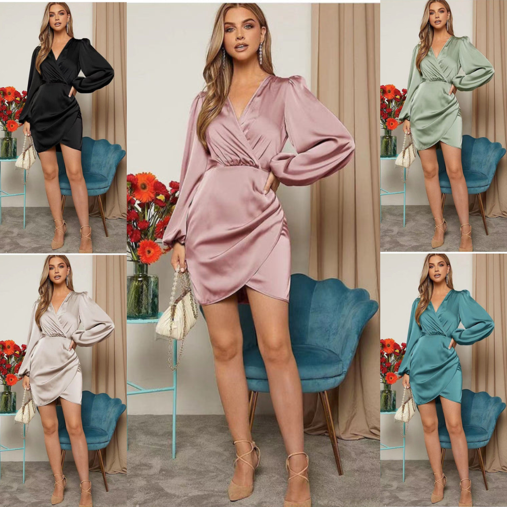 kurzes schmales Minikleid aus Seidensatin