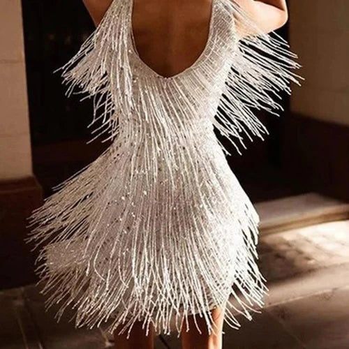 Schickes Minikleid mit Quasten