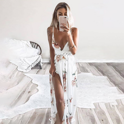 elegante bloemenjurk met diepe halslijn