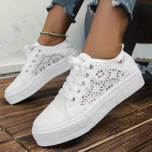 Flache Damen-Sneaker mit Spitze
