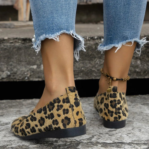 Heidi-Mode | Damen Mokassins mit niedrigem Absatz – Leopardenmuster und eleganter Komfort