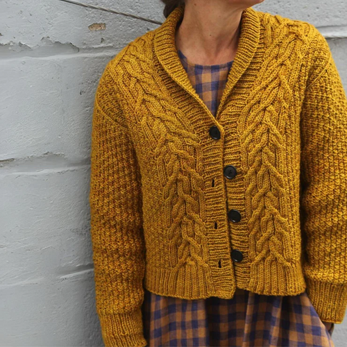 Heidi-Mode | Einfacher Gelber Pullover Ohne Kragen