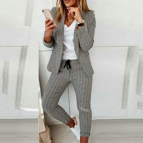 Heidi-Mode | Eleganter Damenanzug Stilvoller Look für Jeden Anlass