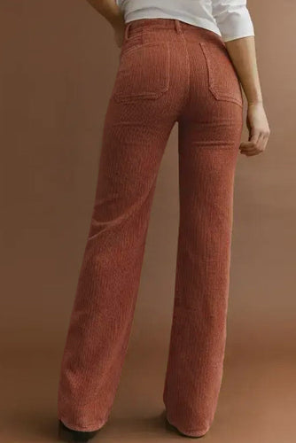 Cordhose Mit Hoher Taille Und Quadratischen Taschen