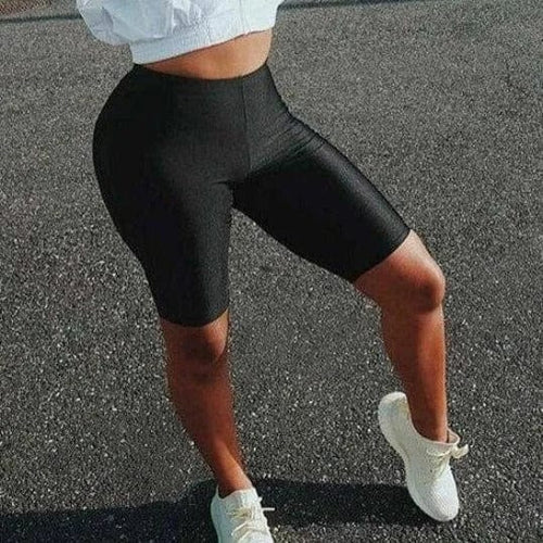Glanzvolle Sportshorts für Frauen