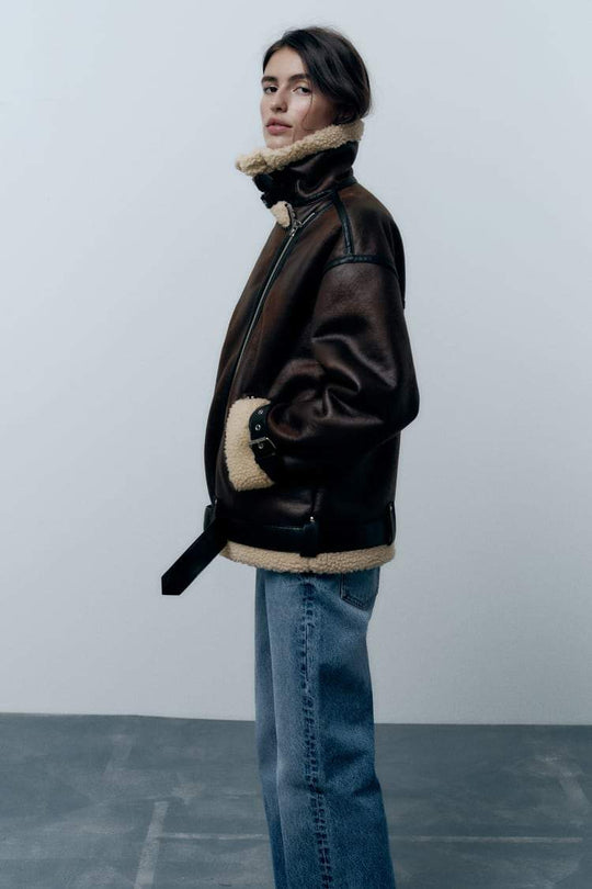 Braun Jacke mit Revers aus Kunstleder