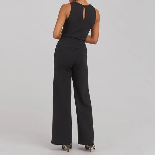 Vielseitige Eleganz Ärmelloser einfarbiger Jumpsuit