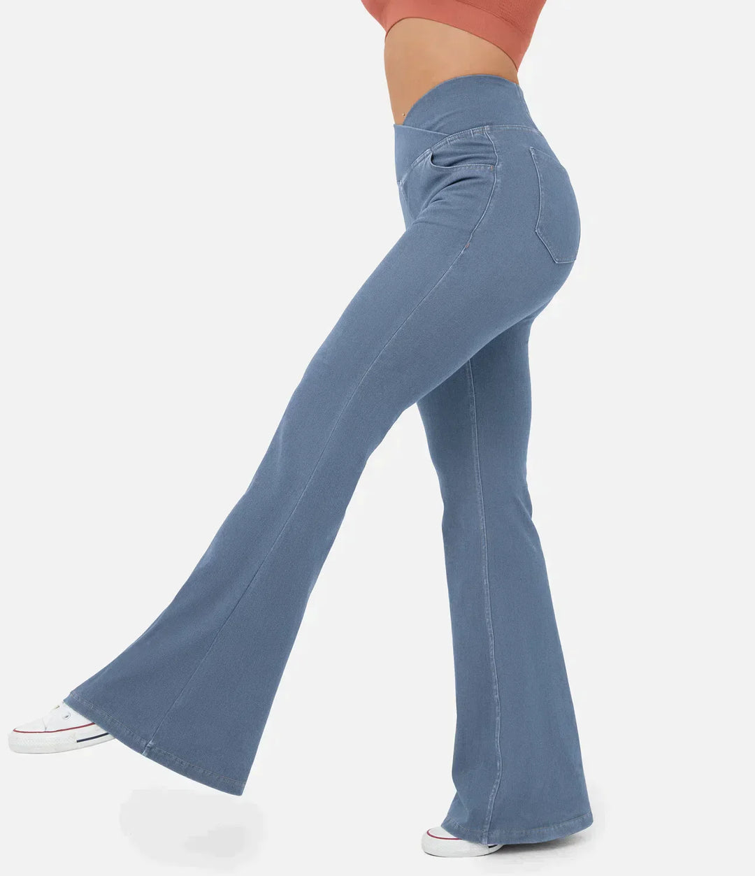 Heidi | Elastischer, ausgestellter Denim