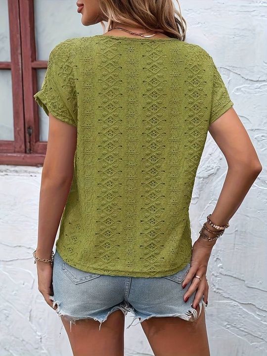 Heidi-Mode | T-Shirt mit Eingekerbtem Ausschnitt und Lochstickerei