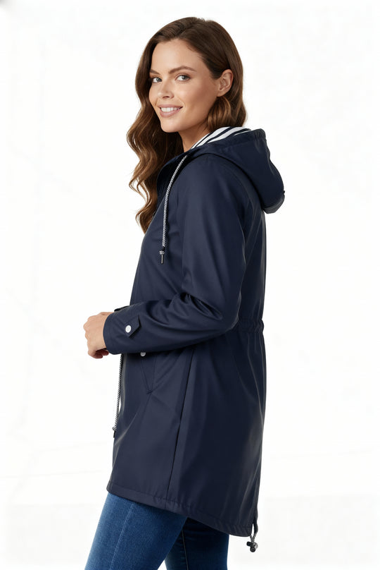 Wasserdichter Mantel mit Kapuze