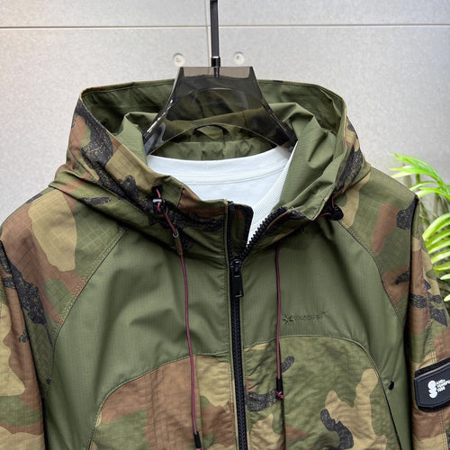 Jacke mit Camouflage-Muster