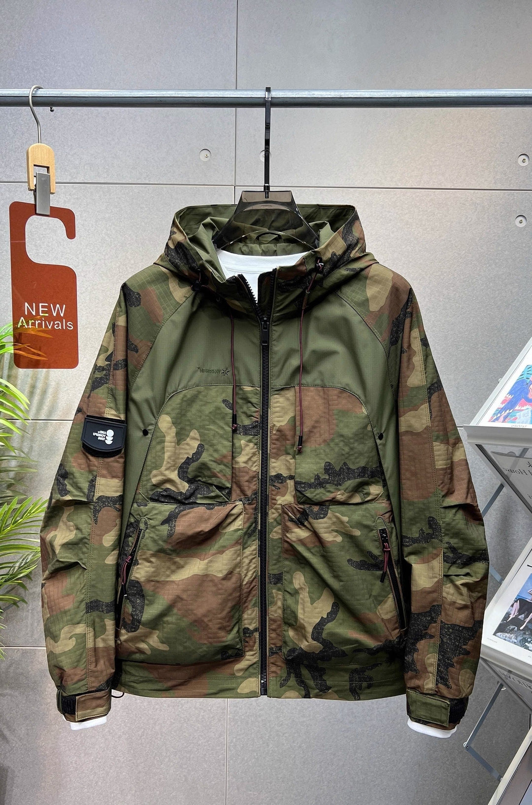 Jacke mit Camouflage-Muster