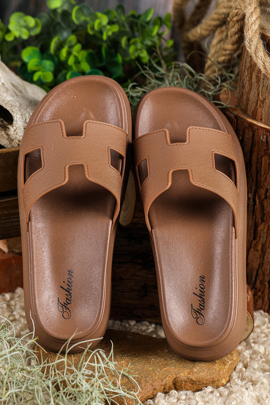 Heidi-Mode | Sandalen mit Stil und Komfort
