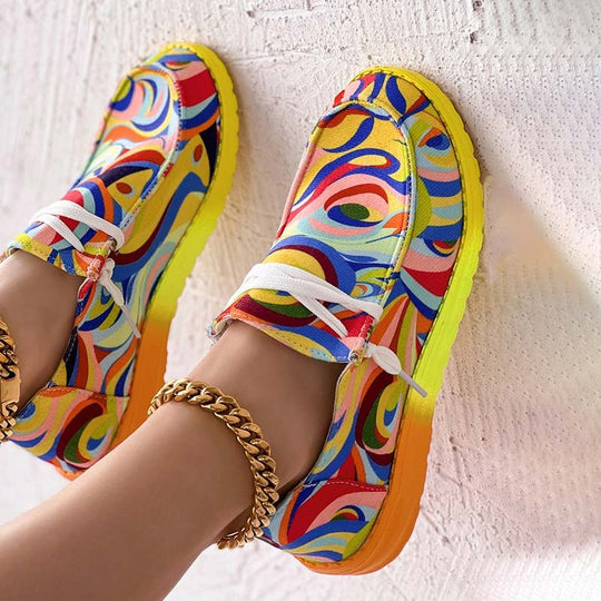 Heidi-Mode | Lässige, Farbige Sneaker