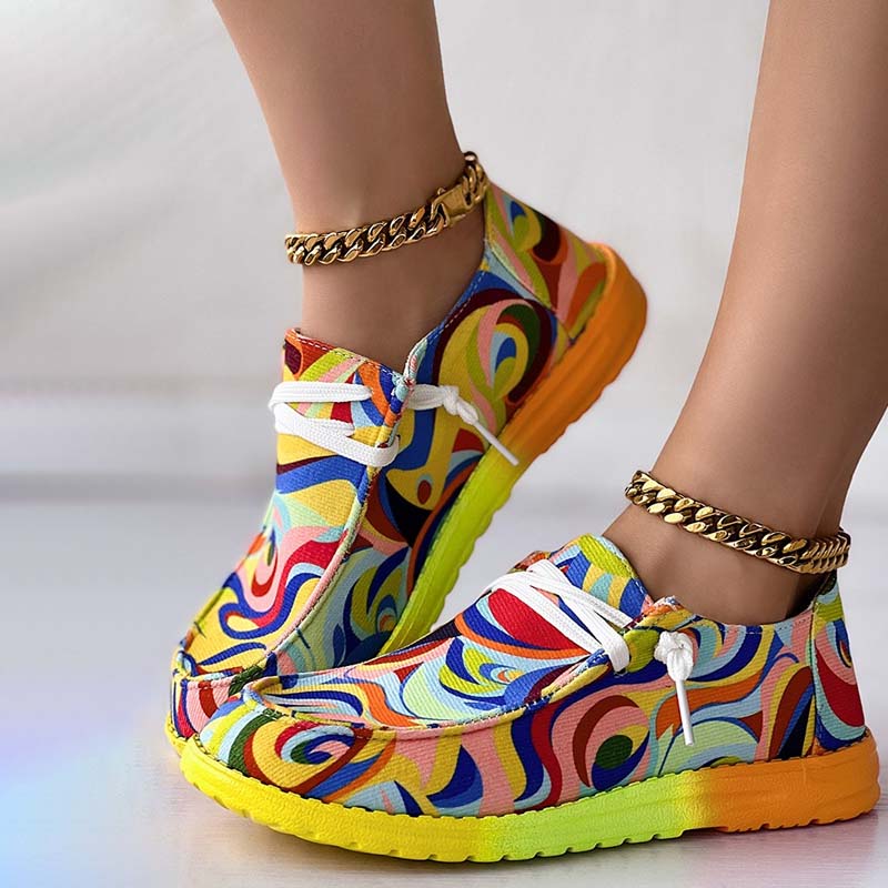 Heidi-Mode | Lässige, Farbige Sneaker