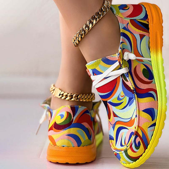 Heidi-Mode | Lässige, Farbige Sneaker