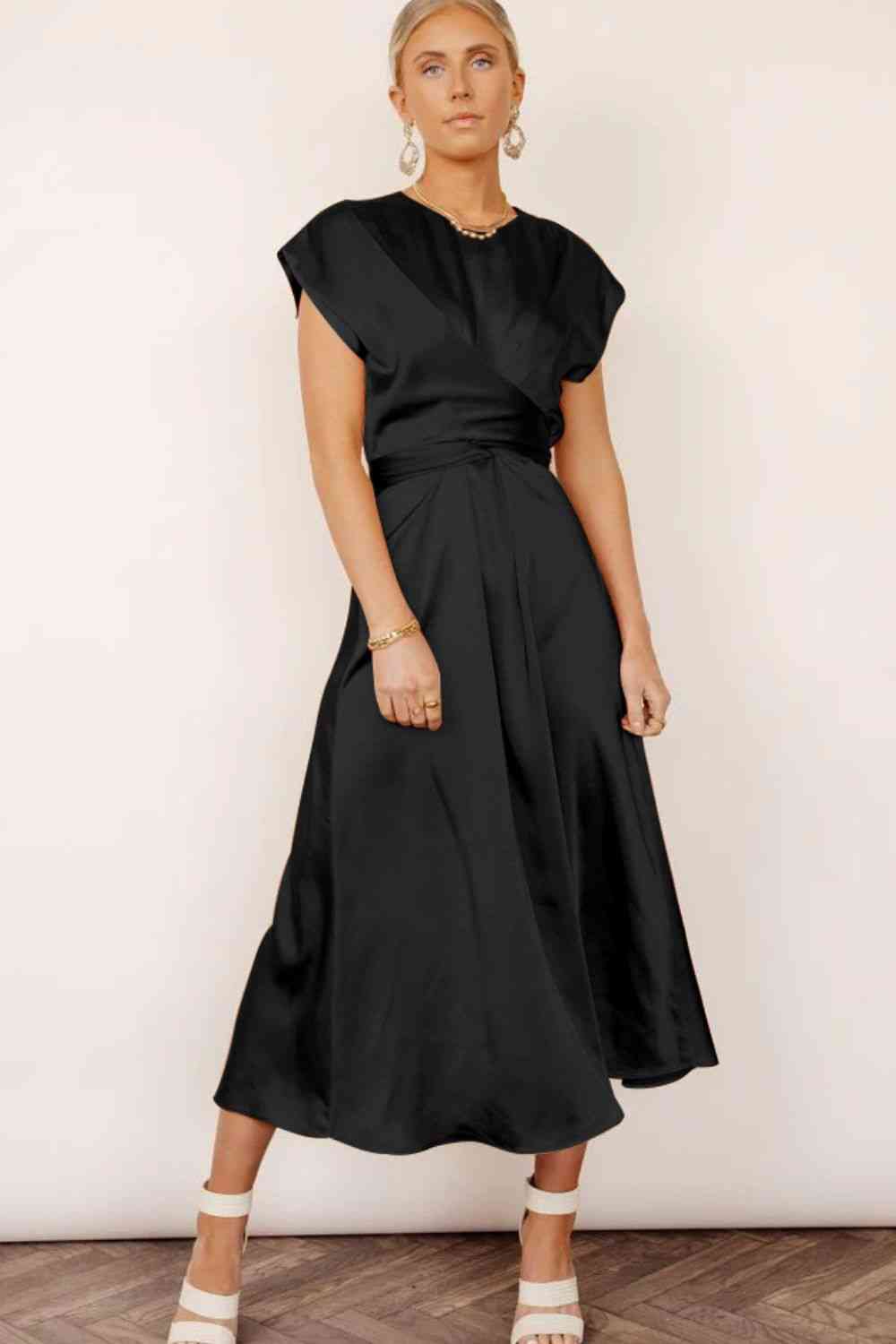 Heidi-Mode | Satin Cap Sleeve Tie Back Midi Kleid